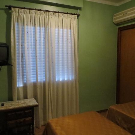 Hostal Vera Carlet Szoba fotó